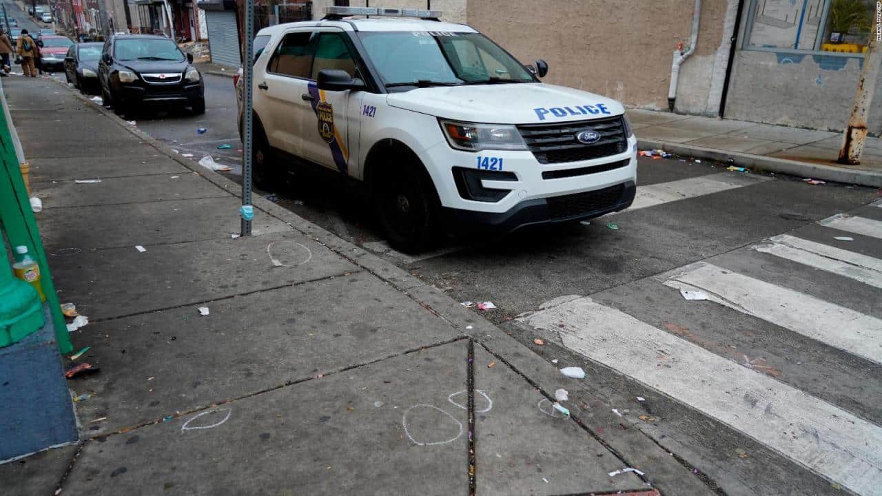 Shooting philadelphia police pennsylvania officers scene getty gather august near cnn live arrested suspect makela mark