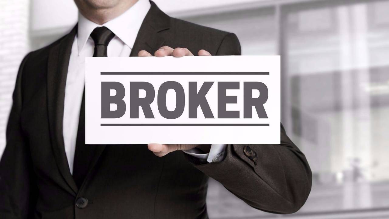 Broker Forex Asing 2024